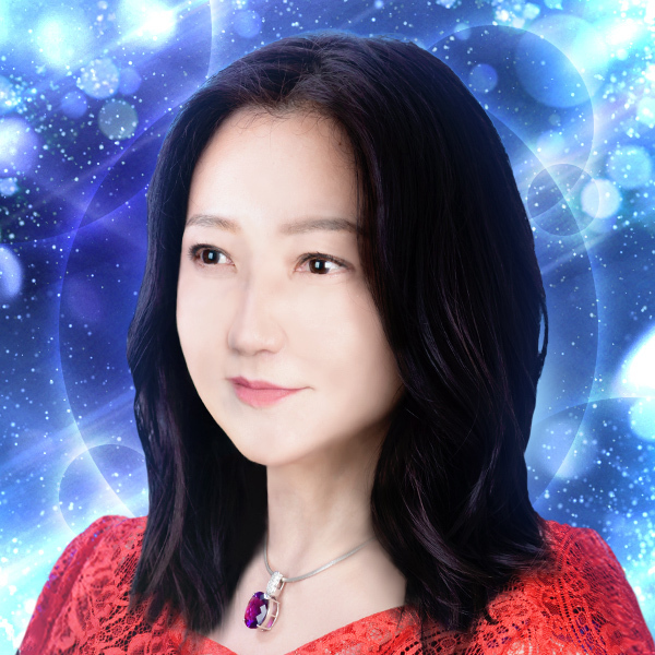 緋彩(ひいろ)先生のプロフィール